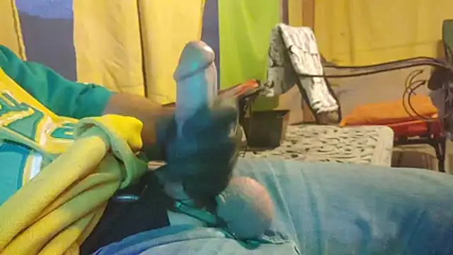 bwcbeat83 online show from February 2026 01:12:01 AM