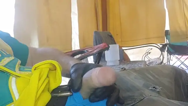 bwcbeat83 online show from April 2026 01:01:02 AM