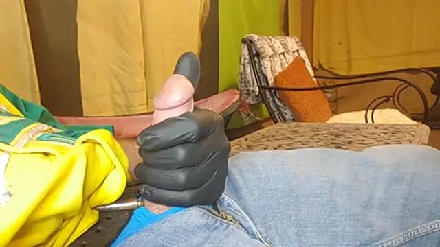 bwcbeat83 online show from January 2026 02:26:01 AM