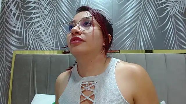 WildFlame F online show from March 2025 09:15:02 PM