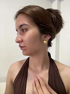 Snapshot of Bella_still chatting on August 2026 01:39:02 PM Bella still online show from August 2026 01:39:02 PM