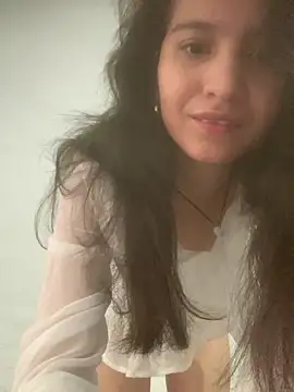 Bella still online show from March 2025 11:54:01 AM