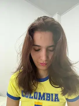 Snapshot of Bella_still chatting on June 2026 12:59:01 PM Bella still online show from June 2026 12:59:01 PM