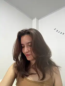 Snapshot of Bella_still chatting on July 2026 01:41:02 PM Bella still online show from July 2026 01:41:02 PM