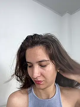 Snapshot of Bella_still chatting on July 2026 02:35:01 PM Bella still online show from July 2026 02:35:01 PM