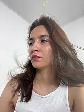 Snapshot of Bella_still chatting on July 2026 01:39:01 PM Bella still online show from July 2026 01:39:01 PM