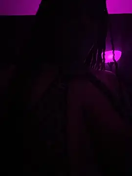 xoxoHotCoCo online show from April 2026 04:37:02 AM