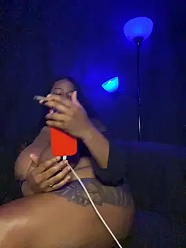 xoxoHotCoCo online show from April 2026 02:40:02 AM