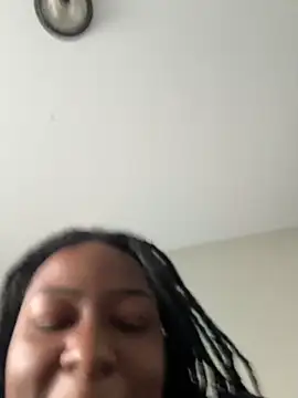 xoxoHotCoCo online show from April 2026 02:33:01 PM