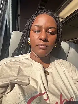 Snapshot of xoxoHotCoCo chatting on March 2026 09:07:02 PM xoxoHotCoCo online show from March 2026 09:07:02 PM