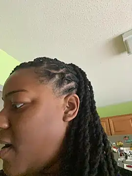 xoxoHotCoCo online show from May 2026 01:23:01 PM