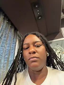 xoxoHotCoCo online show from July 2026 11:44:01 PM
