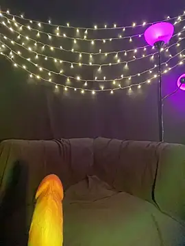 xoxoHotCoCo online show from January 2026 06:00:01 PM