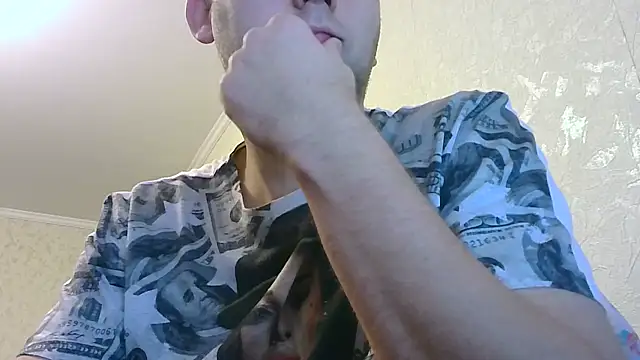 HunterOnBoobs online show from November 2025 06:51:02 AM