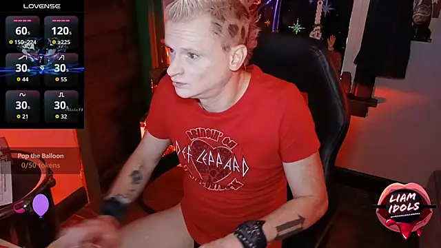 LiamIdols online show from November 2025 08:12:01 PM