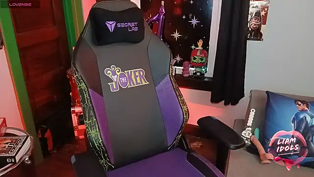 LiamIdols online show from February 2026 08:39:02 PM