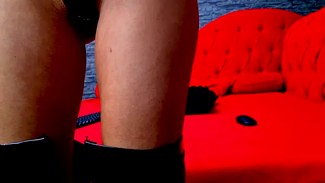 SelenaNoir online show from December 2025 05:20:02 AM