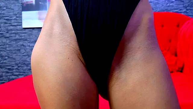 SelenaNoir online show from September 2025 04:12:01 AM