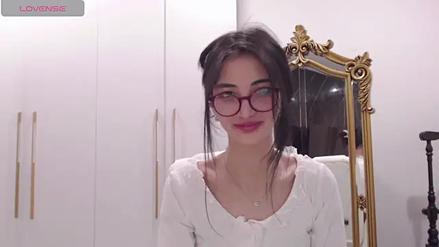 Snapshot of newfrommacau chatting on February 2026 02:52:01 AM newfrommacau online show from February 2026 02:52:01 AM