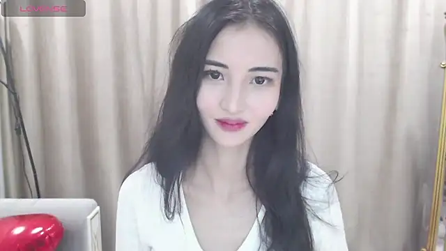 Snapshot of newfrommacau chatting on November 2025 04:13:02 PM newfrommacau online show from November 2025 04:13:02 PM