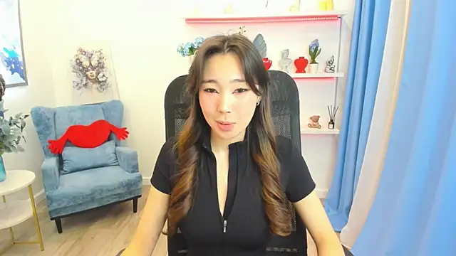 AnnaReyla online show from February 2026 02:29:02 AM