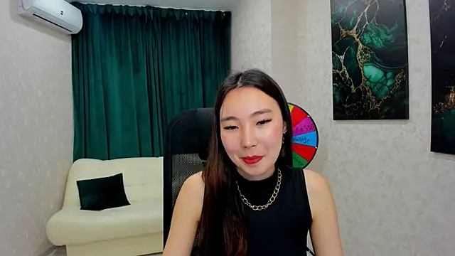AnnaReyla online show from March 2025 02:12:01 PM