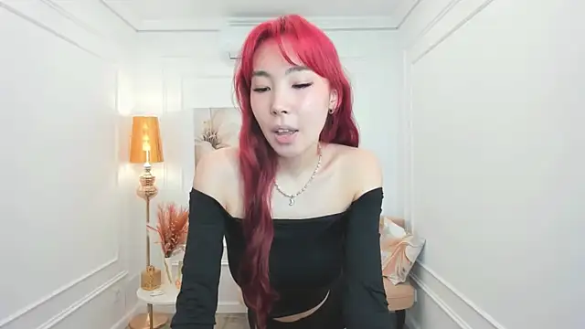 AnnaReyla online show from March 2026 07:15:02 PM