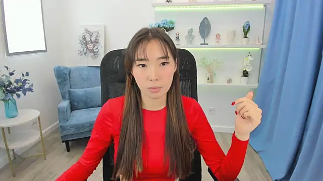 AnnaReyla online show from October 2025 07:25:02 PM