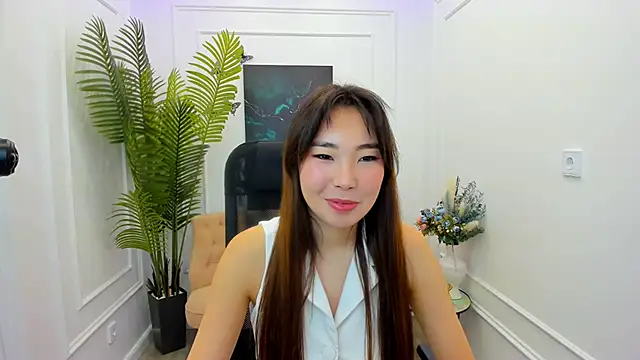 AnnaReyla online show from November 2025 11:55:02 AM