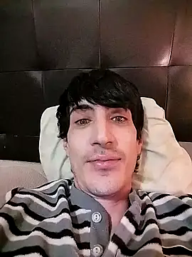 moutt99 online show from January 2025 05:26:02 AM