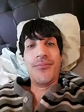 moutt99 online show from January 2025 11:34:02 AM