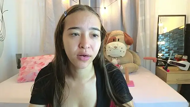 SERAFINA  online show from December 2025 12:59:02 PM