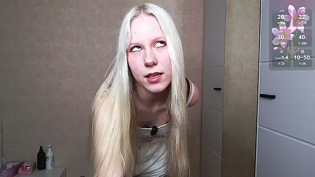 Mary Kitty88 online show from March 2026 04:43:02 PM