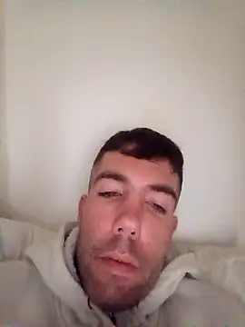 Snapshot of Yeray01 chatting on February 2026 02:28:02 PM Yeray01 online show from February 2026 02:28:02 PM