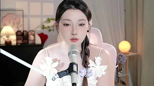 Dou-Dou-er online show from October 2025 11:55:02 AM