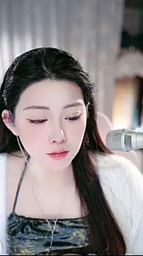 Dou-Dou-er online show from March 2026 01:06:01 AM