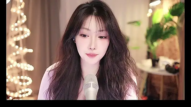Dou-Dou-er online show from March 2025 11:22:02 AM
