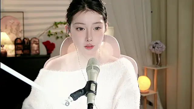 Dou-Dou-er online show from October 2025 01:43:02 PM