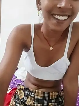 Snapshot of Divya-2007 chatting on November 2025 01:37:01 PM Divya-2007 online show from November 2025 01:37:01 PM