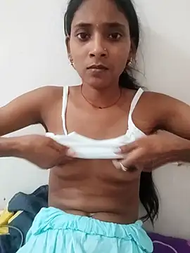 Snapshot of Divya-2007 chatting on October 2025 09:10:01 AM Divya-2007 online show from October 2025 09:10:01 AM