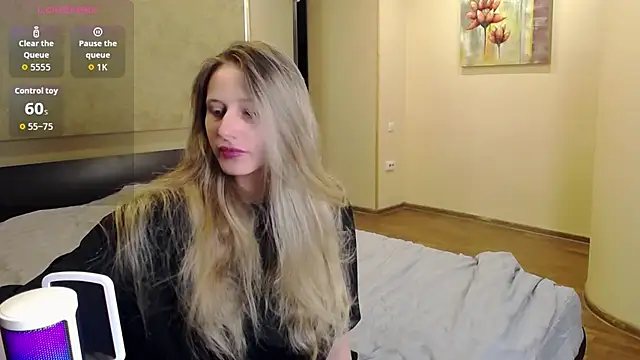 blondyriss online show from September 2025 07:25:01 PM