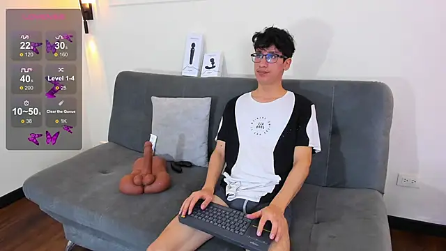 Cum hunters online show from November 2025 03:17:02 AM