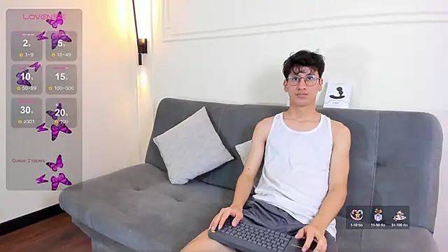 Cum hunters online show from November 2025 03:32:02 AM