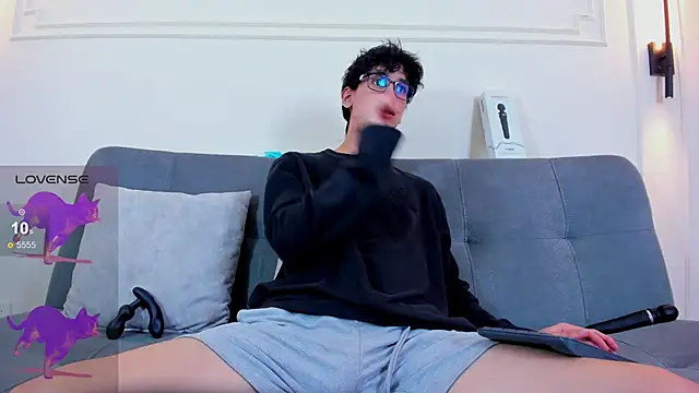 Cum hunters online show from February 2026 03:28:01 AM