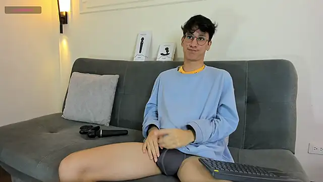 Cum hunters online show from November 2025 03:21:02 AM