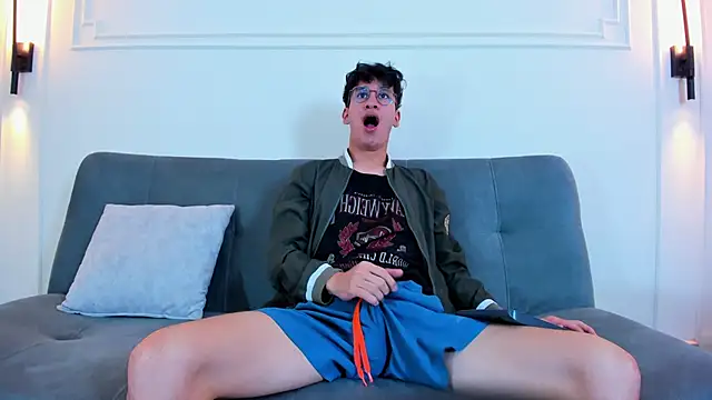 Cum hunters online show from November 2025 03:10:02 AM