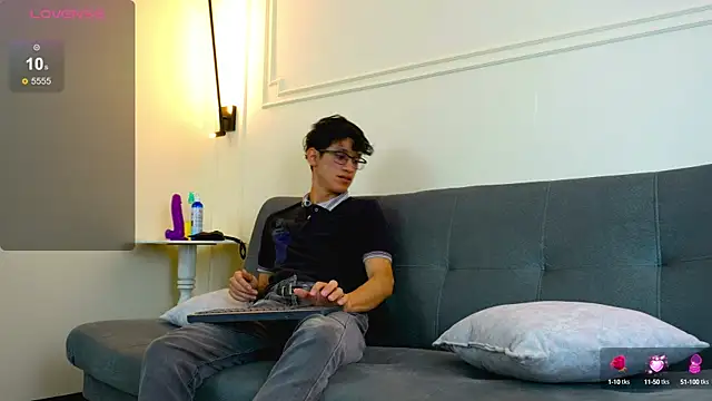 Cum hunters online show from February 2025 08:39:01 PM