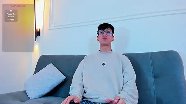 Cum hunters online show from November 2025 03:31:02 AM