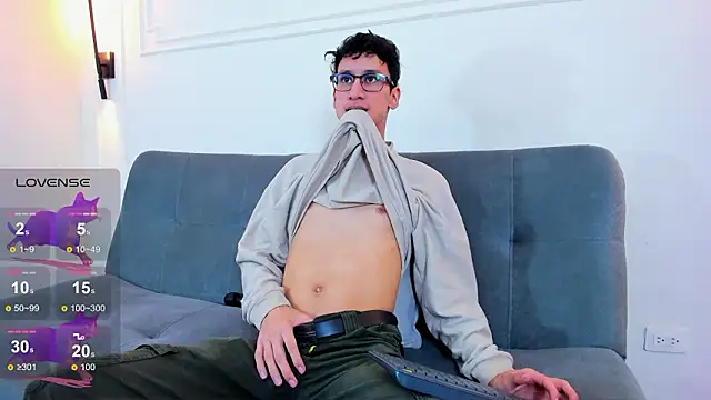 Cum hunters online show from March 2026 03:21:01 AM