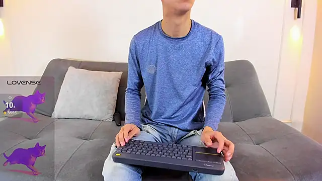 Cum hunters online show from February 2026 03:25:02 AM